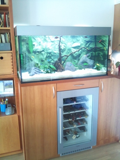 akvarijni-set-s-chladnickou-na-vino.jpeg